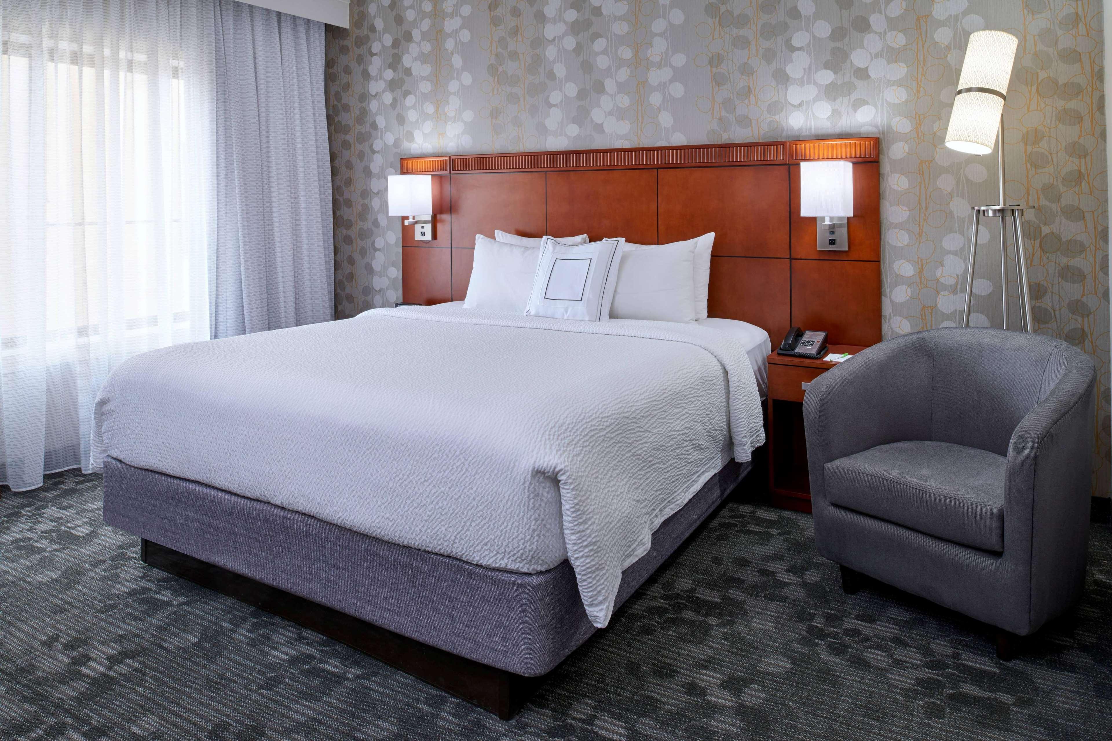 Sonesta Select Indianapolis Carmel Hotel Екстериор снимка