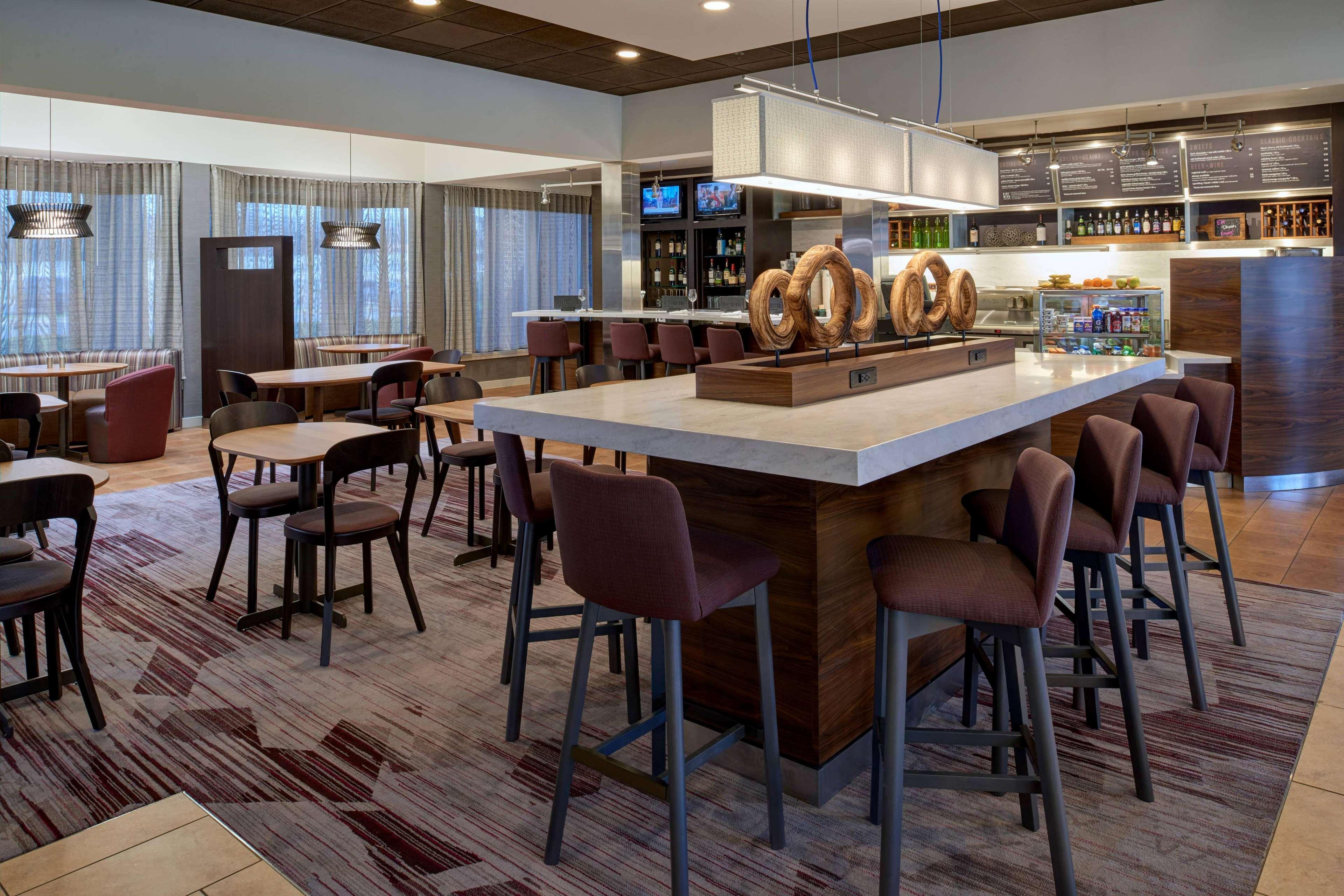 Sonesta Select Indianapolis Carmel Hotel Екстериор снимка