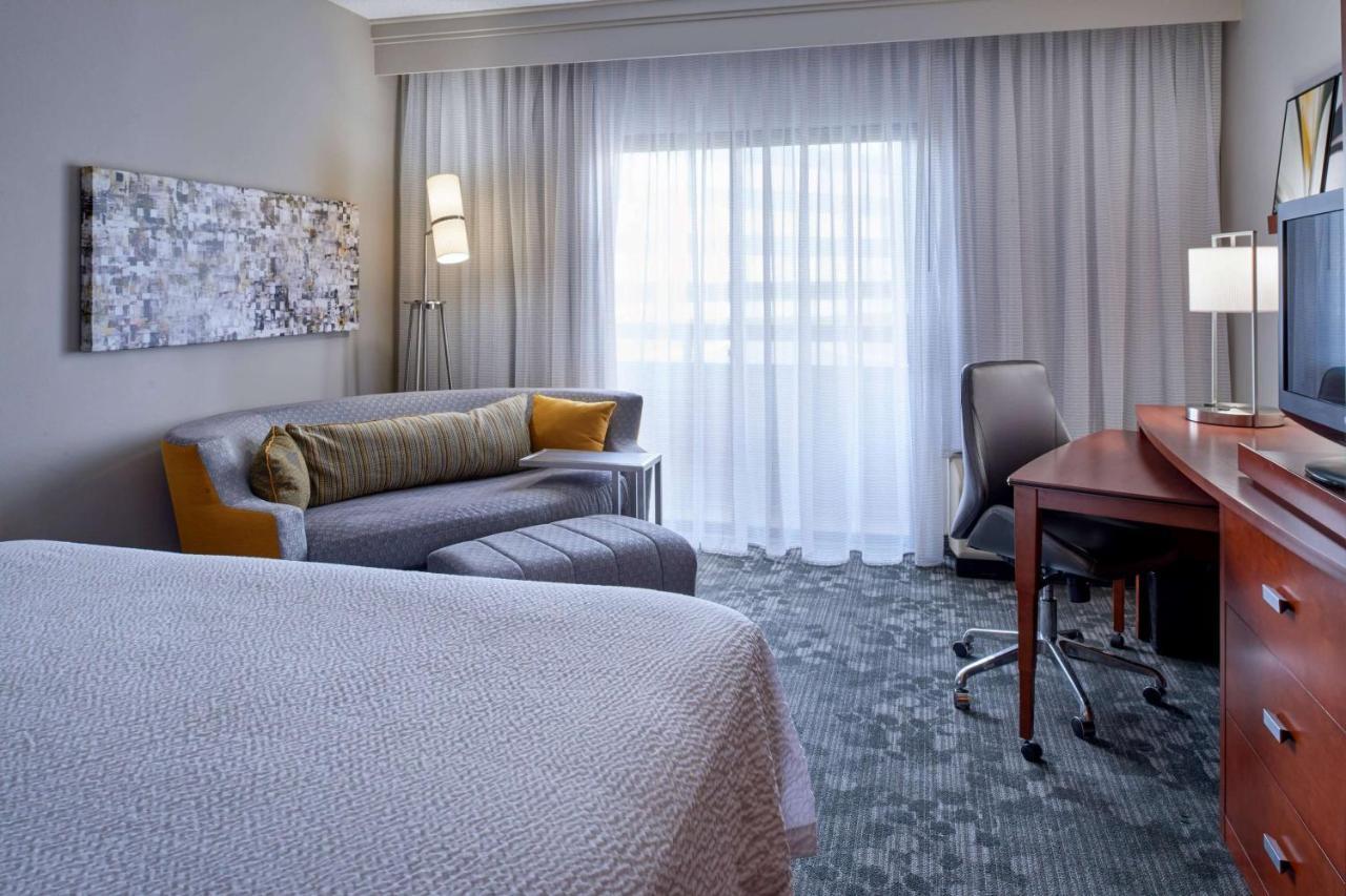 Sonesta Select Indianapolis Carmel Hotel Екстериор снимка